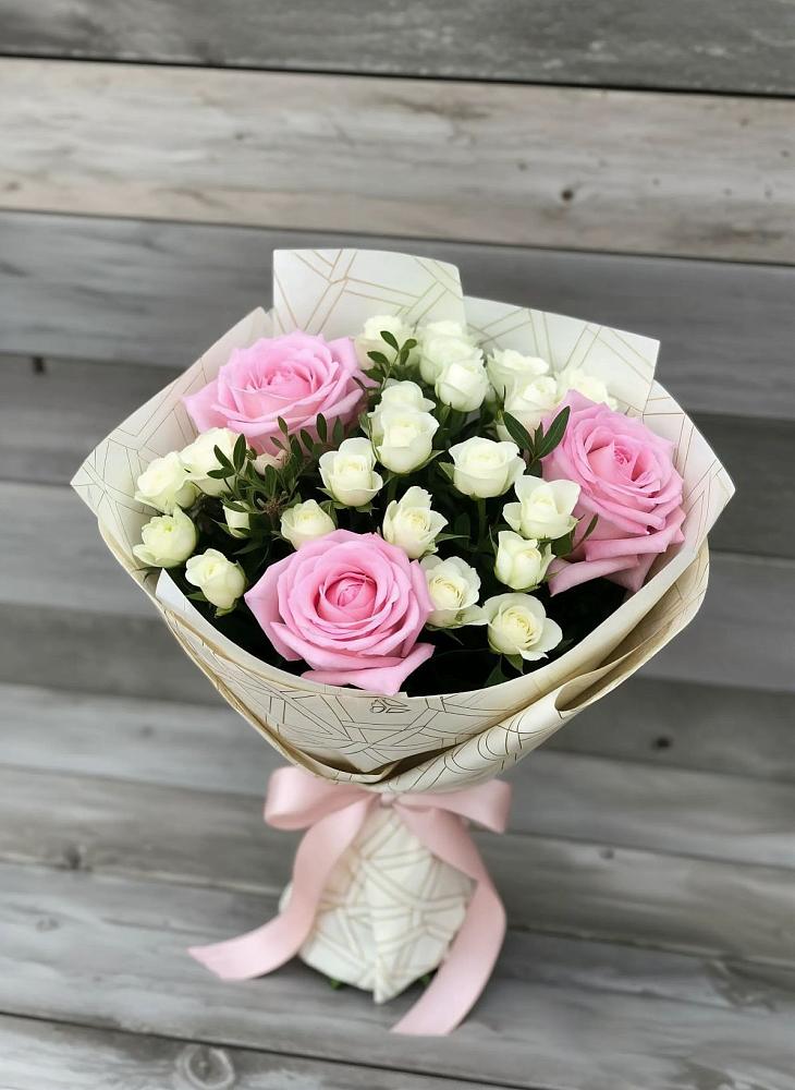 Букет цветов из: Розы в Нижнее Мячково