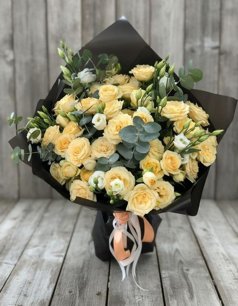 Букет цветов из: Розы и Лизиантусы в Нижнее Мячково