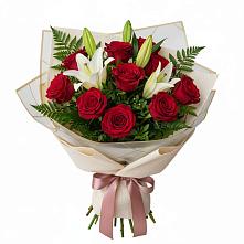 Букет цветов из:  Лилии и Розы в Нижнее Мячково