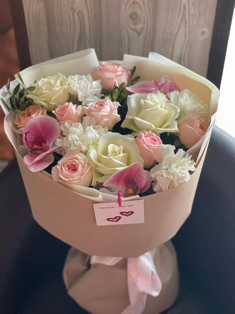 Букет цветов из: Орхидеи, Розы и Гвоздики в Нижнее Мячково