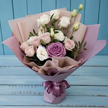 Букет цветов из:  Розы и Лизиантусы в Нижнее Мячково