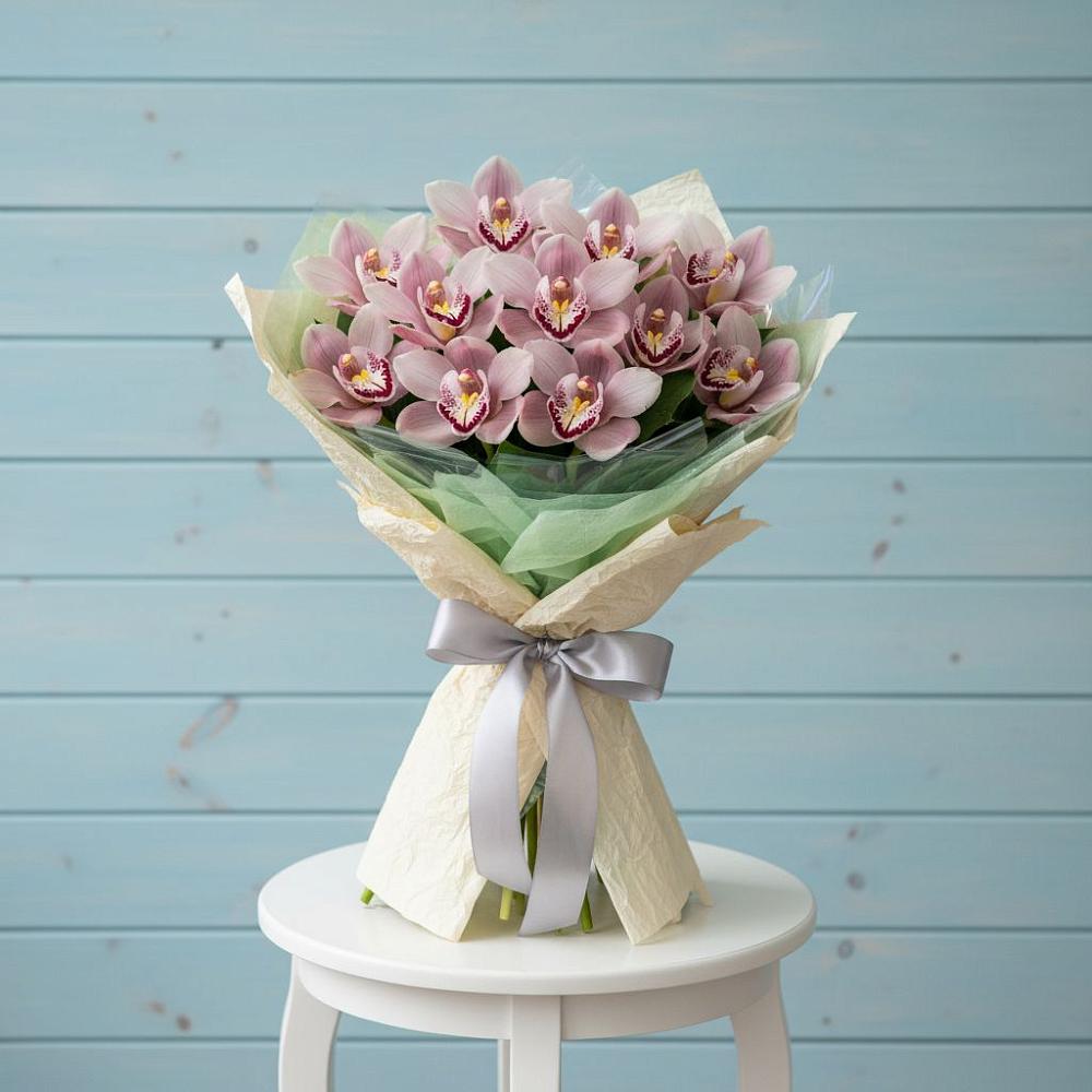 Букет цветов из: Орхидеи и Розы в Нижнее Мячково