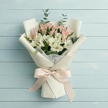 Букет цветов из:  Альстромерии в Нижнее Мячково