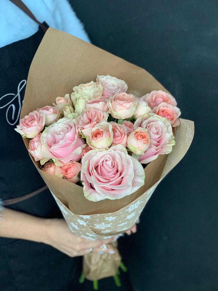 Букет цветов из: Хризантемы и Розы в Нижнее Мячково