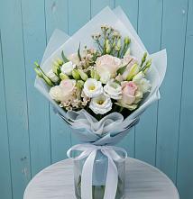 Букет цветов из:  Розы и Лизиантусы в Нижнее Мячково