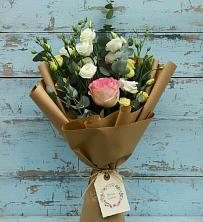 Букет цветов из:  Розы и Лизиантусы в Нижнее Мячково