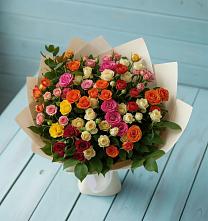 Букет Микс из разноцветных кустовых роз в Нижнее Мячково