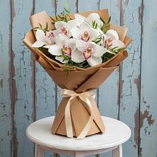Букет цветов из:  Орхидеи и Розы в Нижнее Мячково